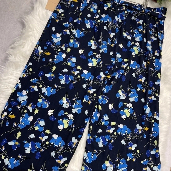 Halogen Blue Multicolor Dark Floral Belt Waisted Crop Wide Leg Pants Women Sz 2X - Picture 9 of 12